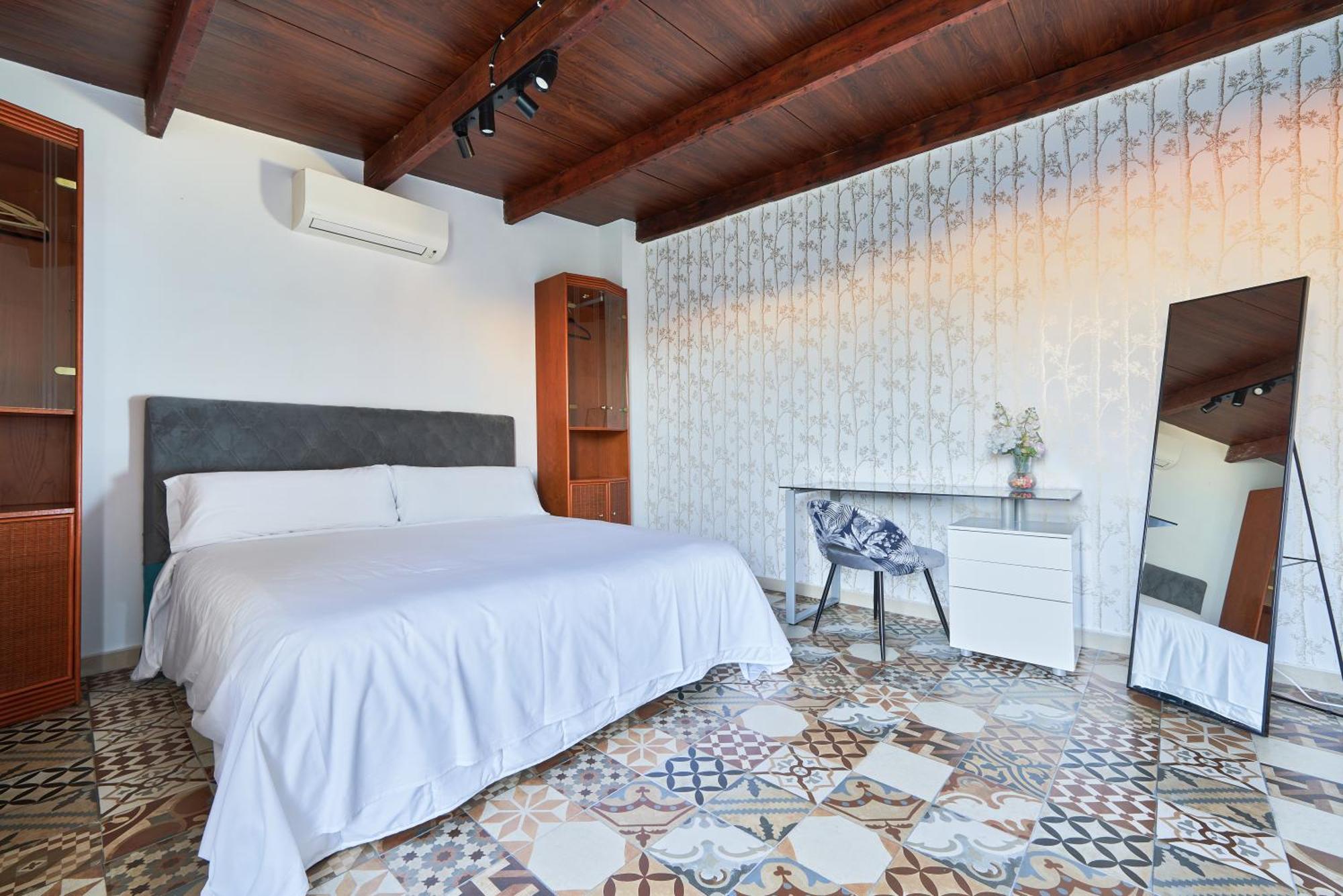 Apartmán Sun-Kissed Getaway Màlaga Exteriér fotografie